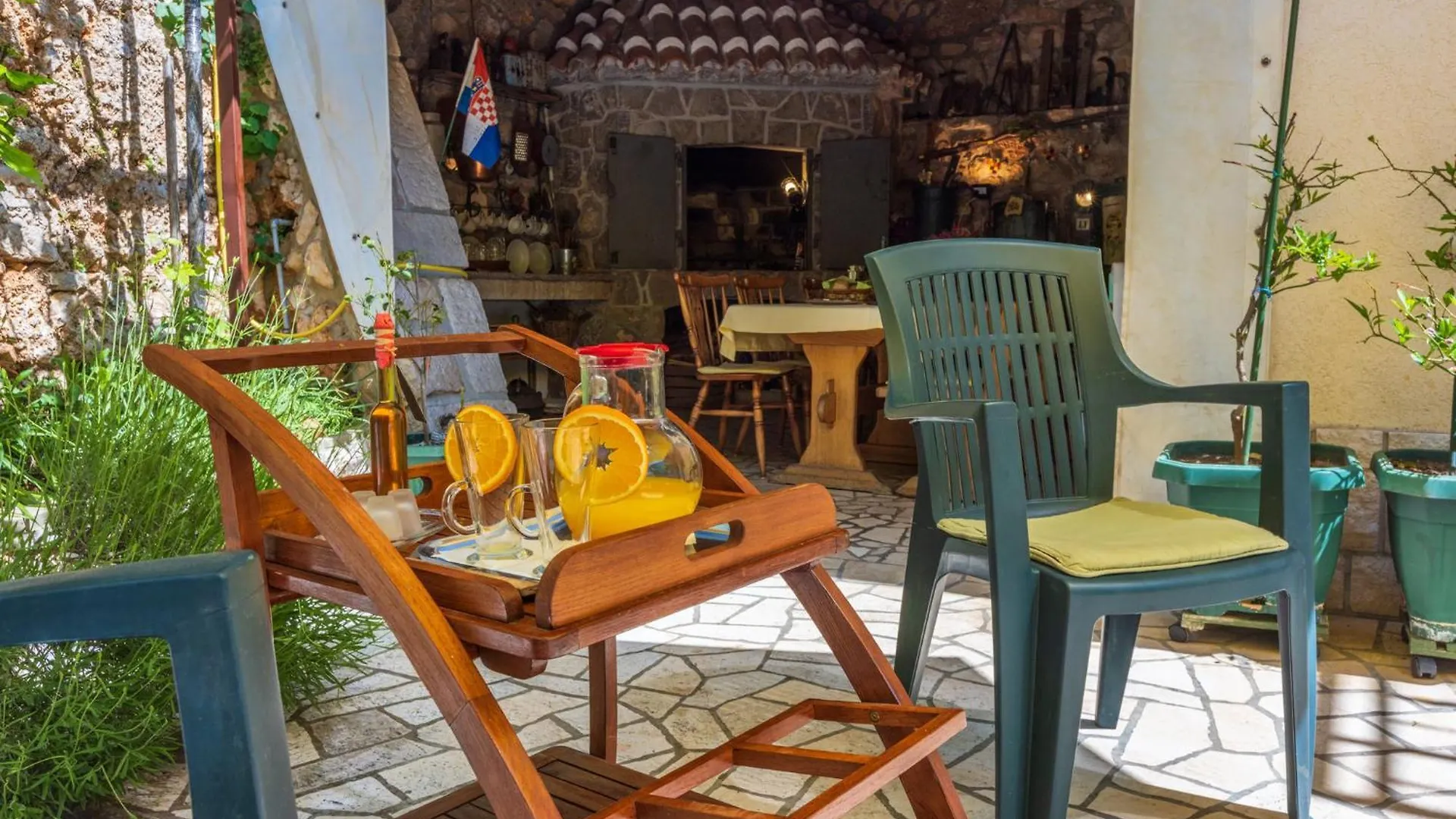 Manas Villa Grizane-Belgrad