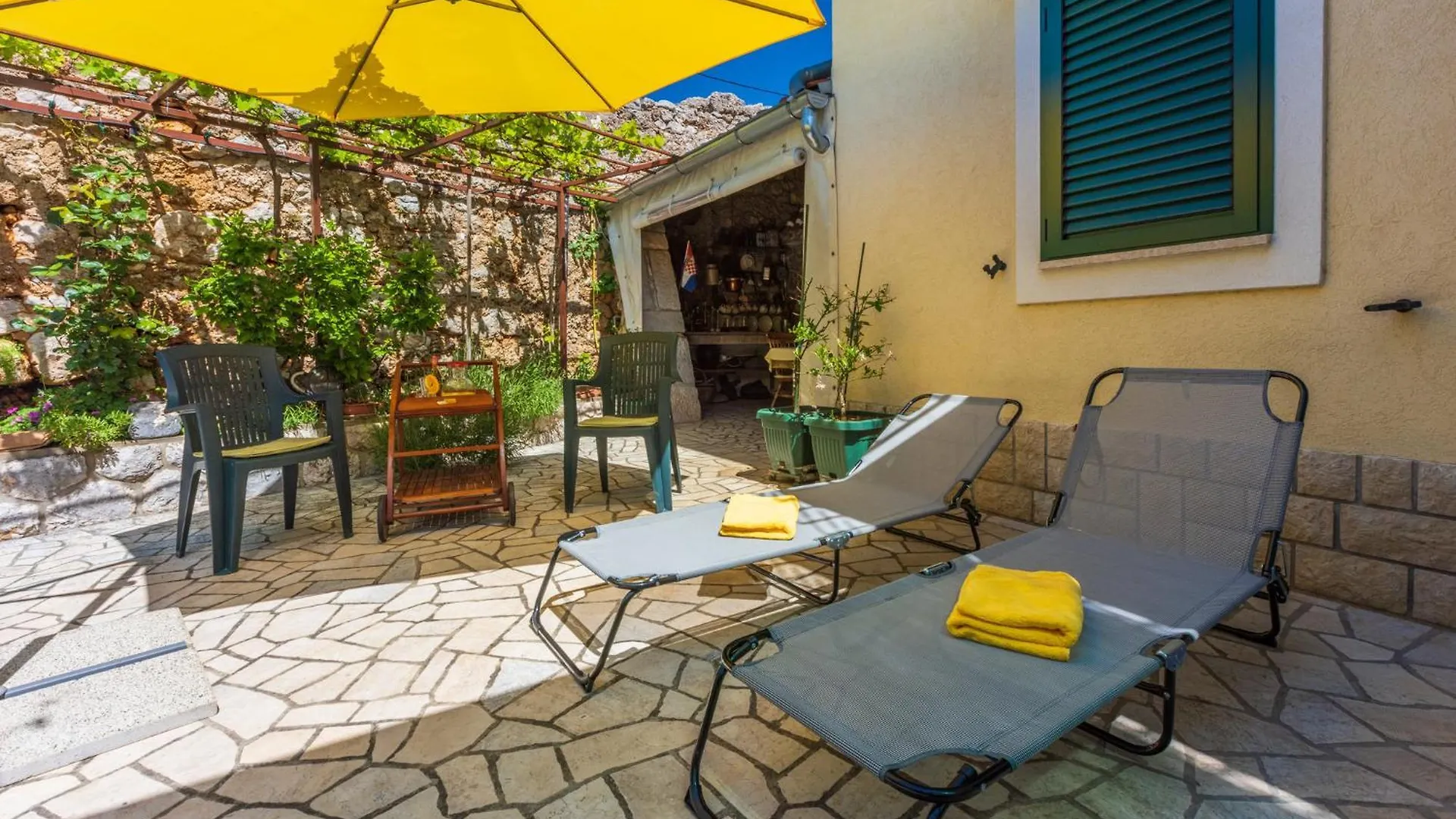 Manas Villa Grizane-Belgrad Holiday home